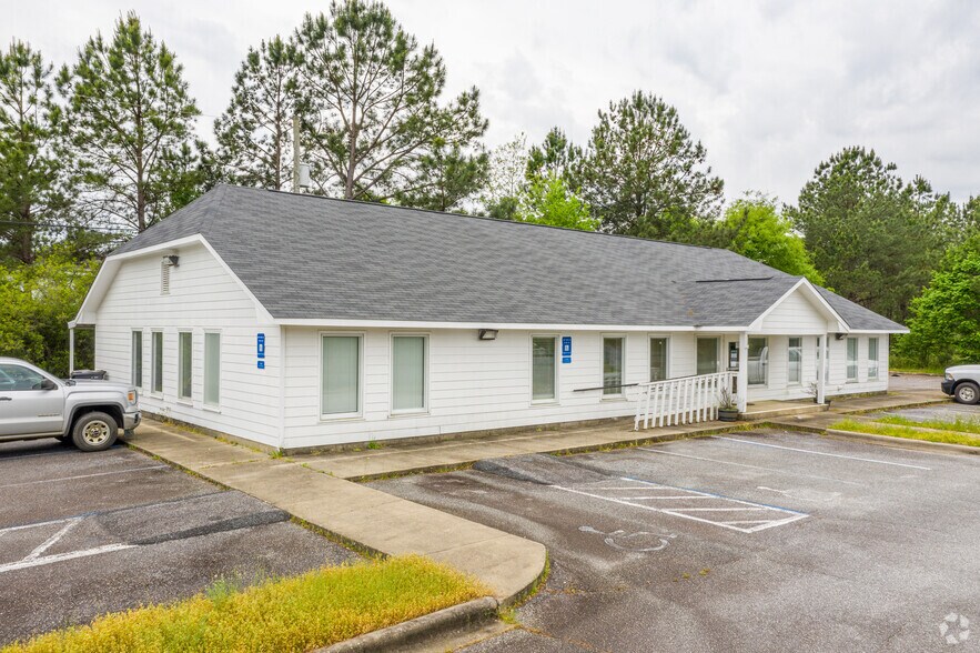 Primary Photo Of 1001 25th Ave, Phenix City Office For Sale