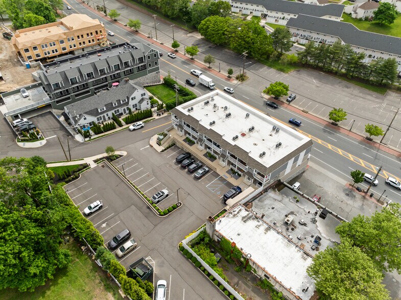 More Photos Of 1046 New York Ave, Huntington Station Apartments For Sale