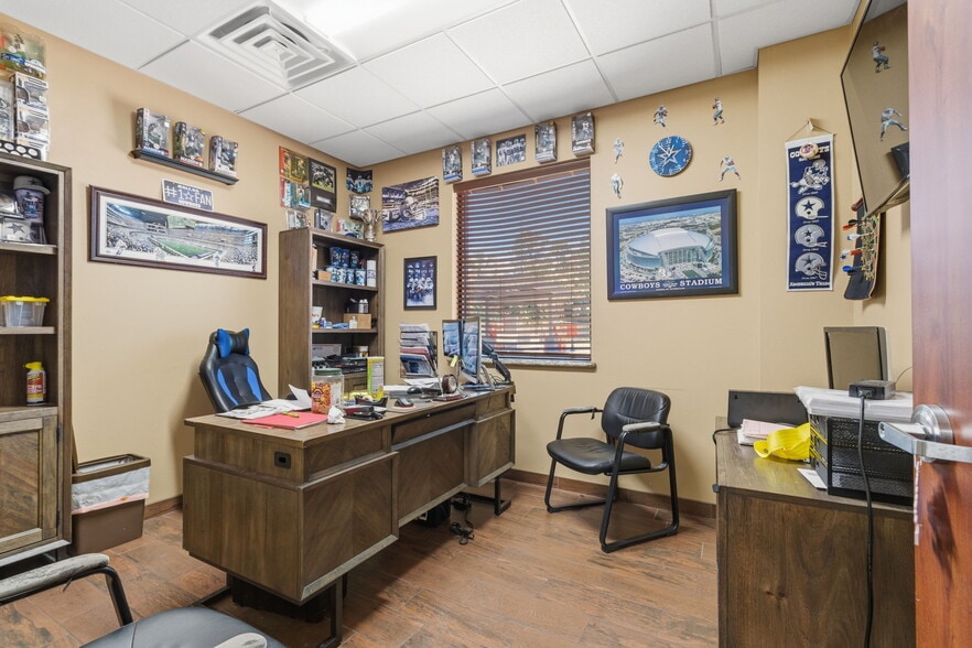 More Photos Of 12111 Cypress North Houston Rd, Cypress Carwash For Sale