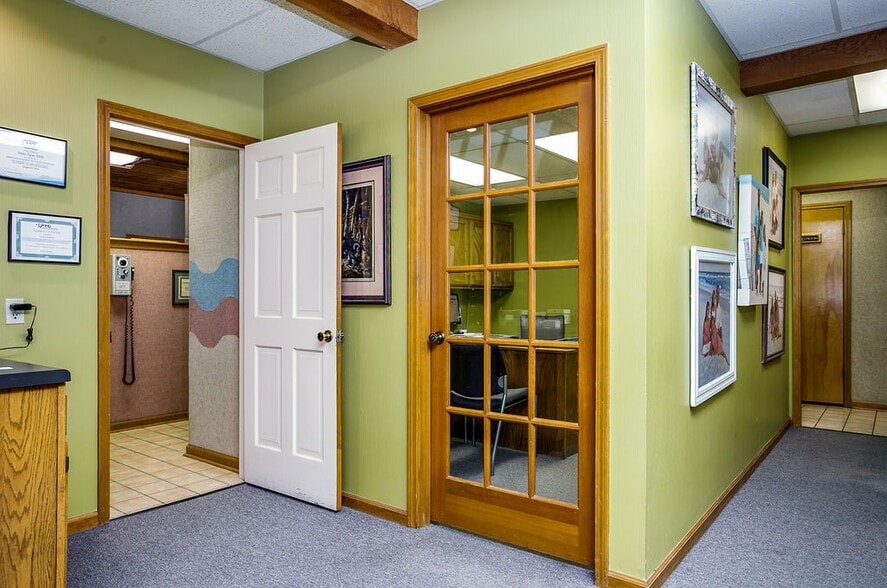 More Photos Of 2603 Browns Ln, Jonesboro Medical For Sale