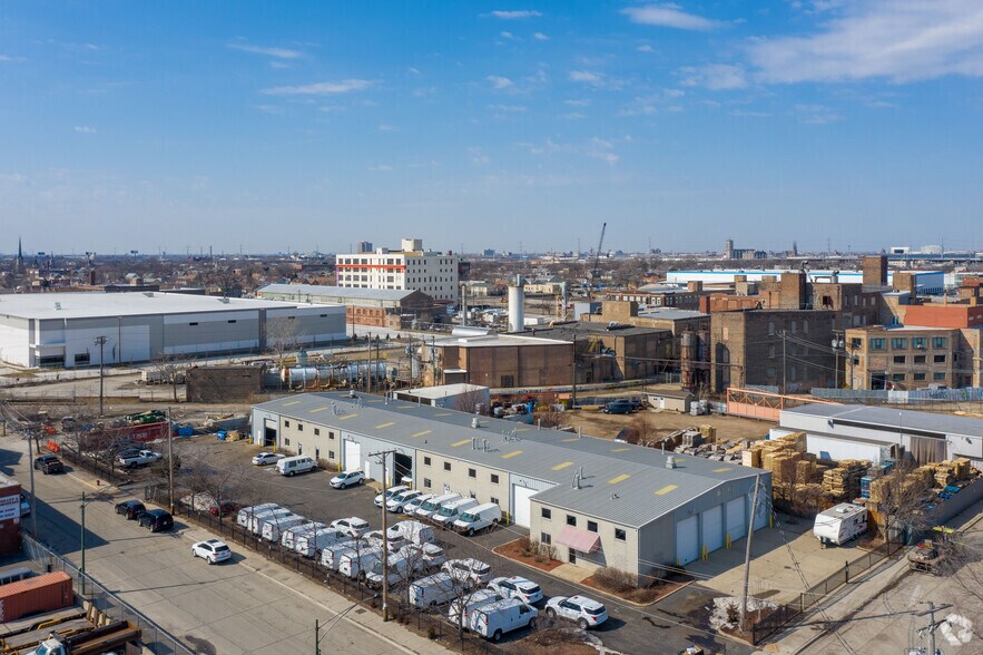 More Photos Of 1420-1440 W 38th St, Chicago Warehouse For Lease
