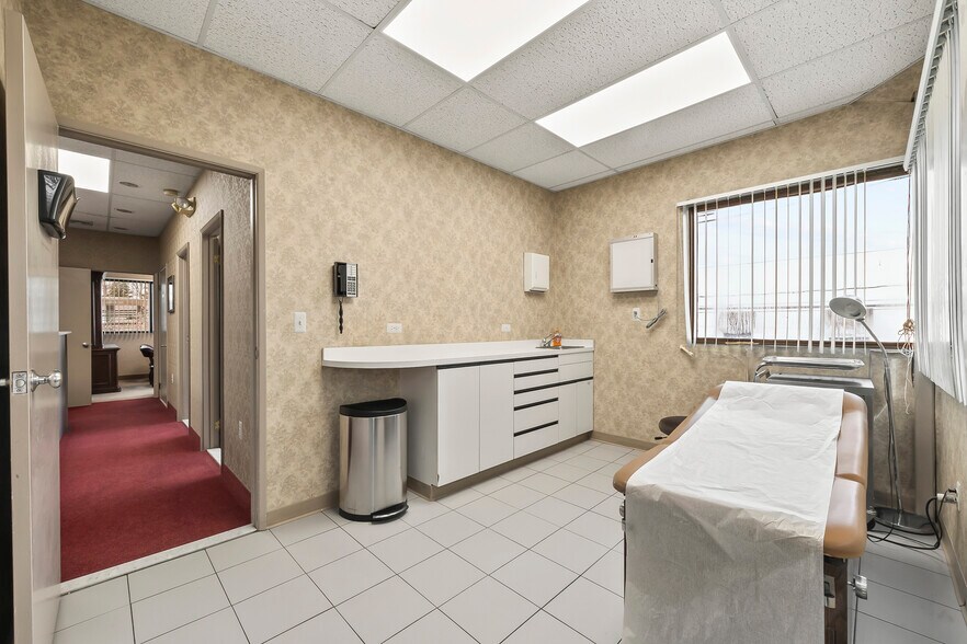 More Photos Of 1001 Clifton Ave, Clifton Medical For Sale