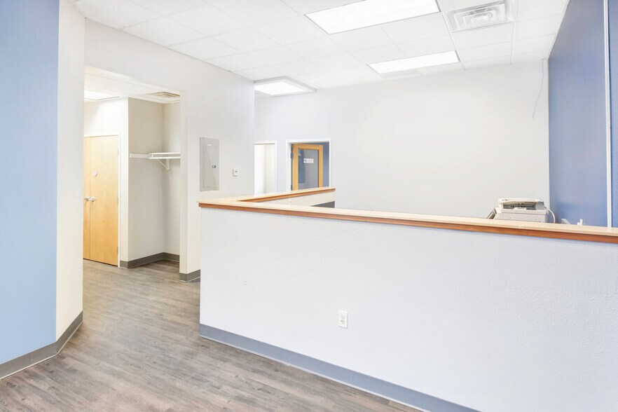 More Photos Of 88 Inverness Cir E, Englewood Office For Sale