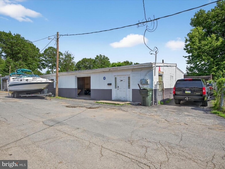 More Photos Of 728-736 E Mifflin St, Lancaster Warehouse For Sale