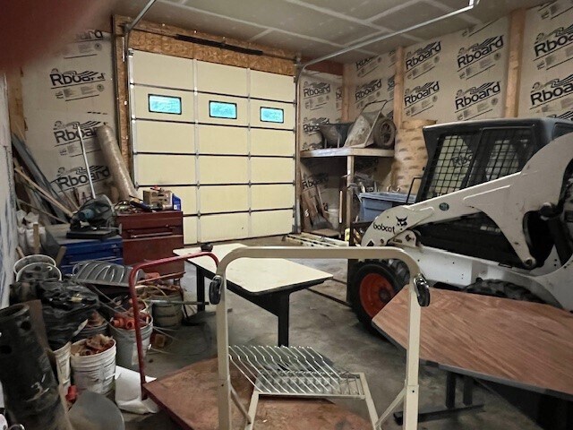 More Photos Of 310 Custer Dr, Battle Creek Medical For Lease