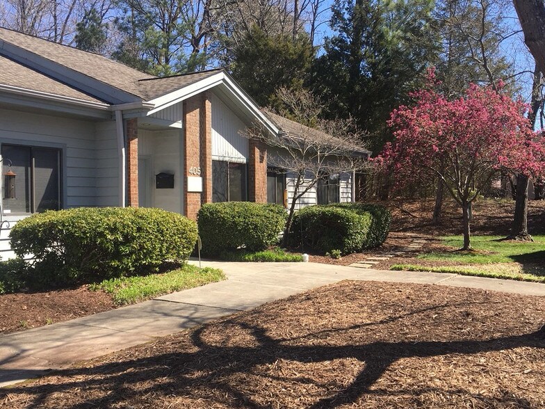 More Photos Of 3200 Croasdaile Dr, Durham Medical For Lease