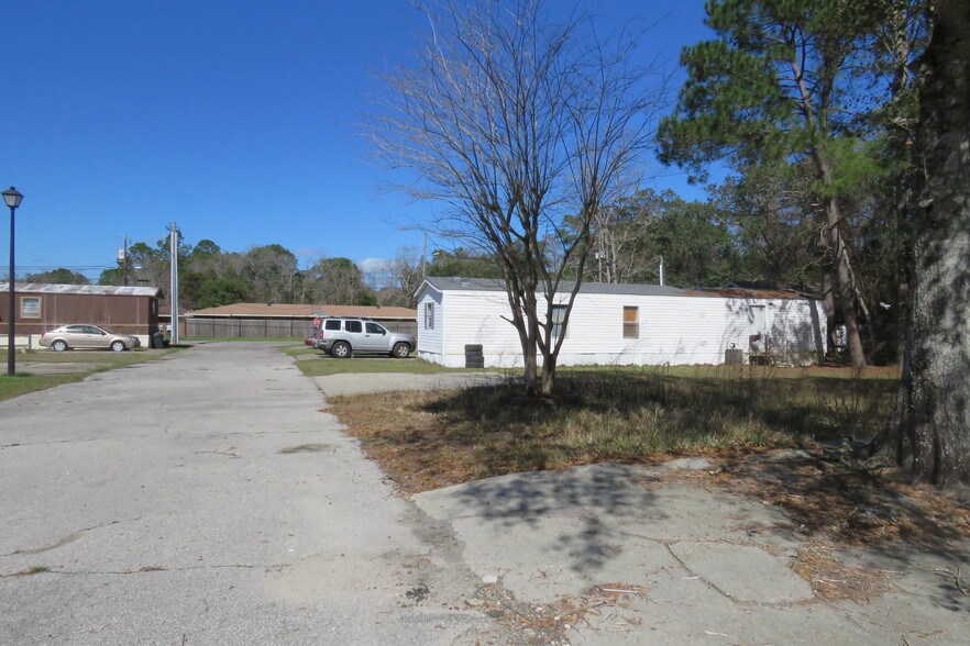 More Photos Of 2729 Carol Ln, Panama City Manufactured Housing Mobile Home Park For Sale