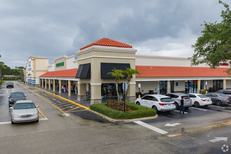 More Photos Of 9054-9230 Glades Rd, Boca Raton General Retail For Lease