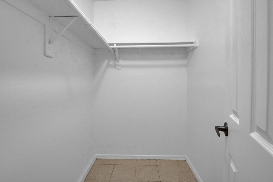 More Photos Of 2234 W Hazelwood St, Phoenix Apartments For Sale