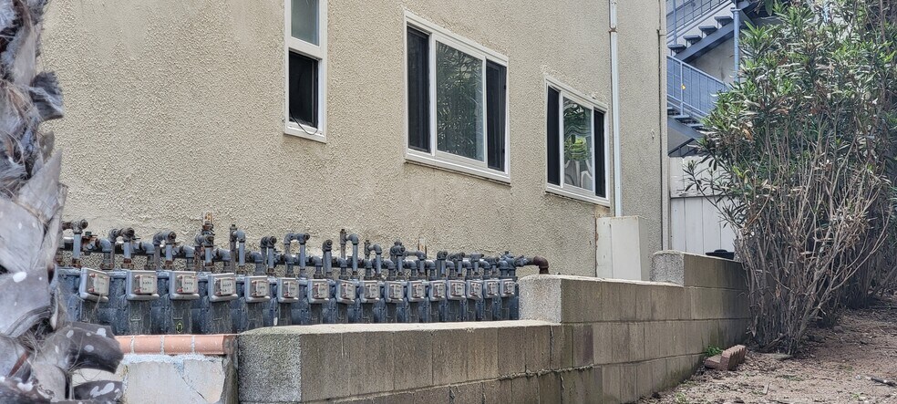 More Photos Of 1100 Esplanade, Redondo Beach Apartments For Sale