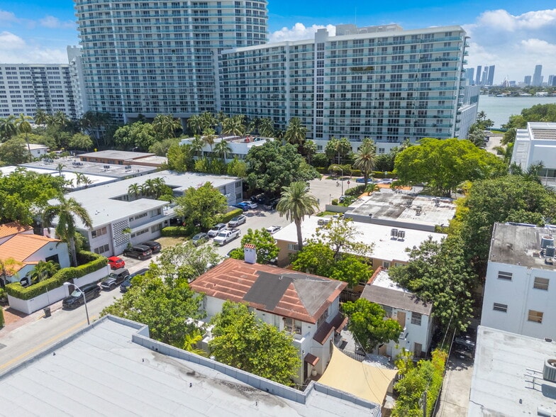 More Photos Of 1311 15th Ter, Miami Beach Apartments For Sale