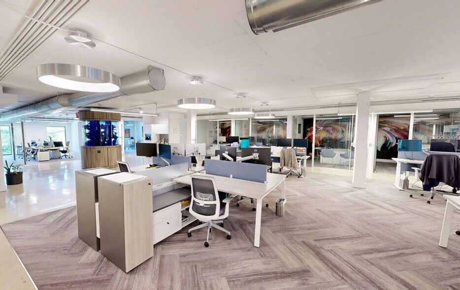 More Photos Of 5575 NW 36th St, Miami Loft Creative Space For Lease
