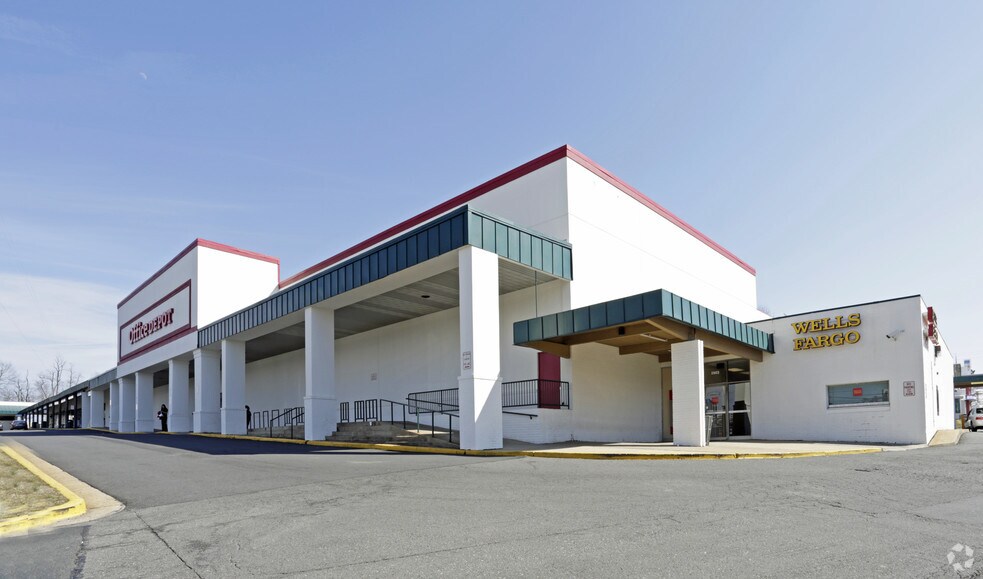 More Photos Of 2901 Gallows Rd, Falls Church Unknown For Lease