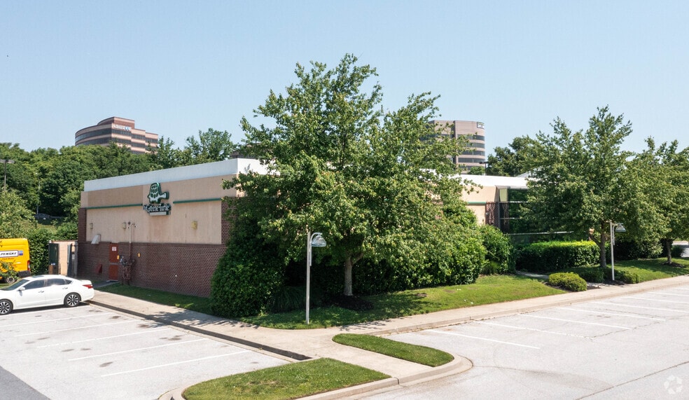 More Photos Of 10300 Mill Run Cir, Owings Mills Unknown For Lease