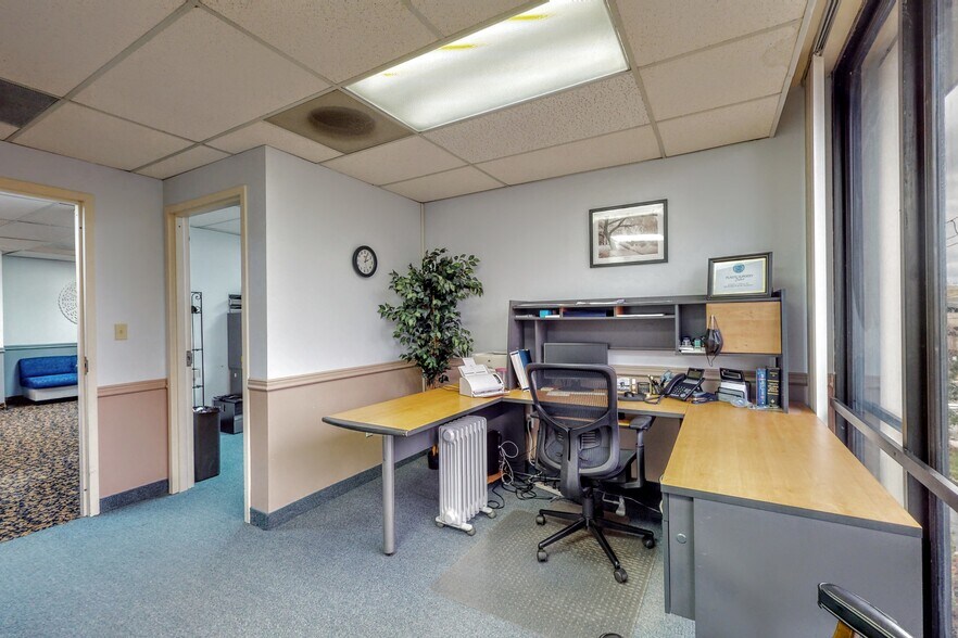 More Photos Of 545 Island Rd, Ramsey Medical For Lease