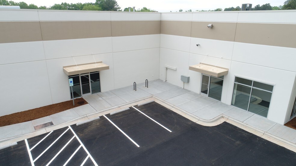 More Photos Of 3508 Tricenter Blvd, Durham Warehouse For Lease