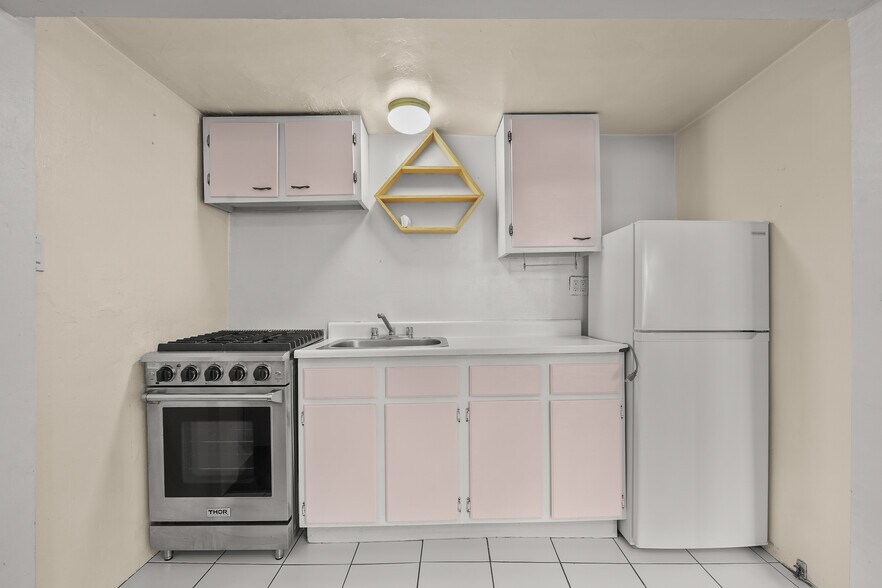 More Photos Of 656 Parkman Ave, Los Angeles Apartments For Sale