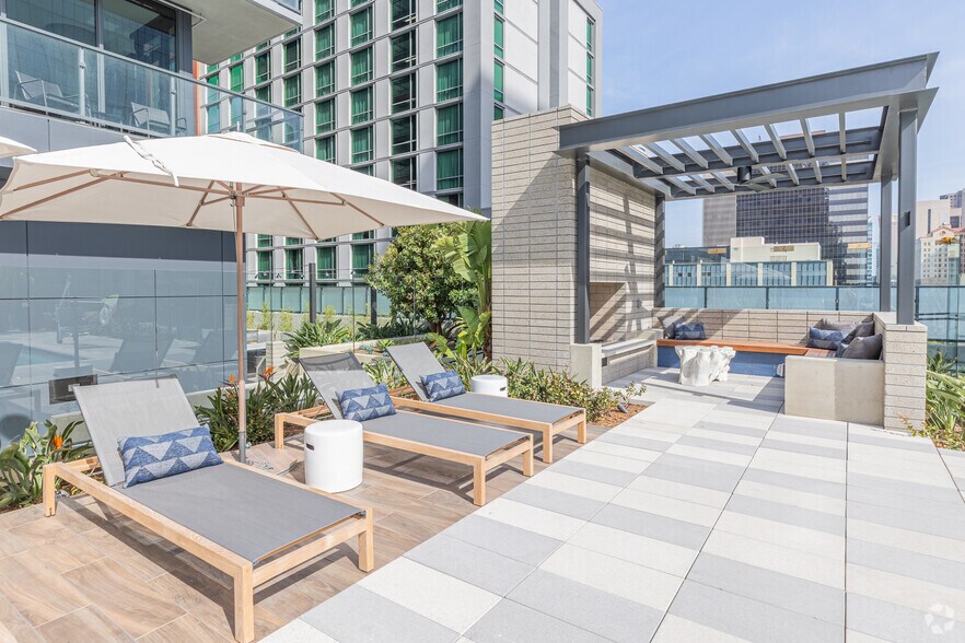 More Photos Of 1331 Columbia St, San Diego Apartments For Lease