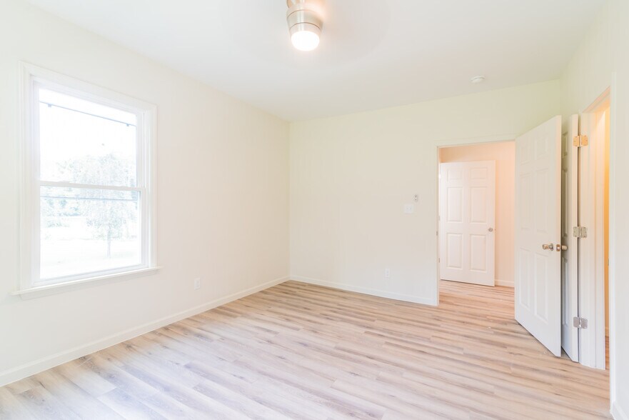 More Photos Of 506 E Marion St, Shelby Apartments For Sale