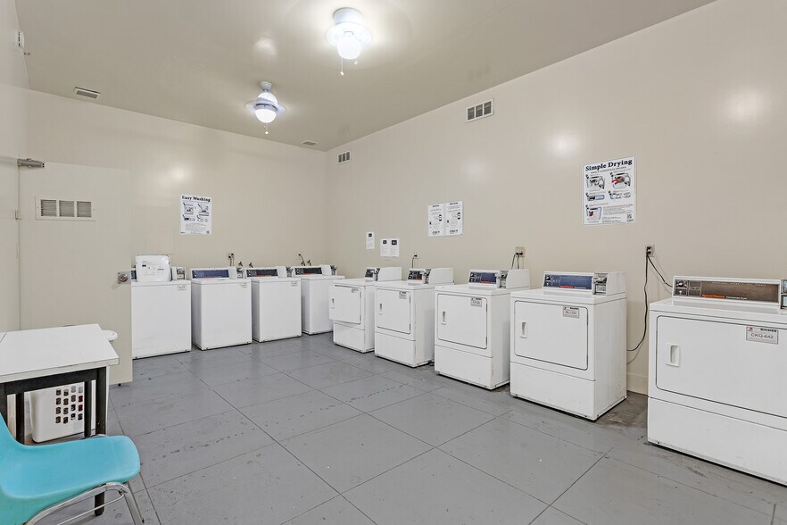 More Photos Of 1315 S Flower St, Los Angeles Multifamily For Sale
