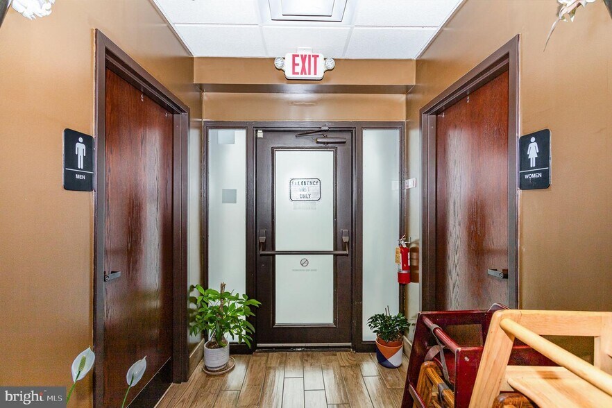 More Photos Of 132 W Main St, Westminster Restaurant For Sale