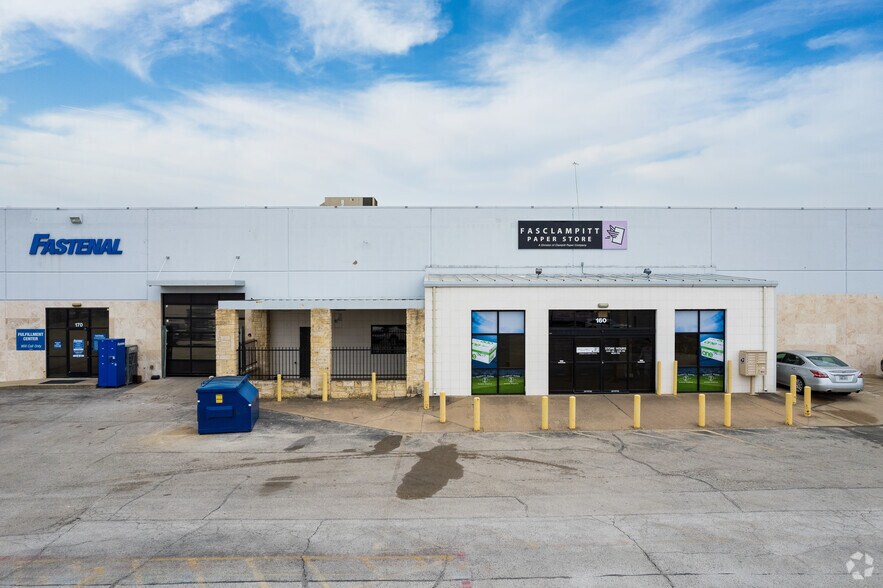 More Photos Of 7500 Baker Blvd, Richland Hills Flex For Lease