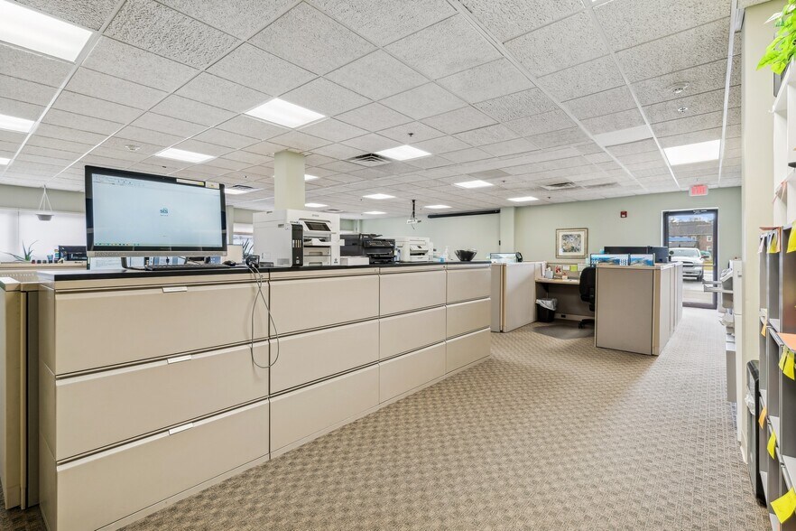 More Photos Of 1751 State Route 17A, Florida Industrial For Lease