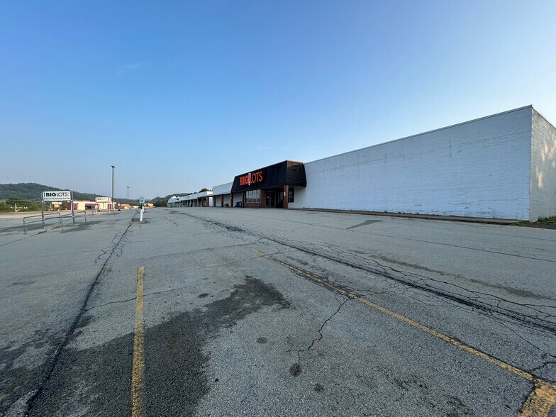 More Photos Of 500 Hyde Park Rd, Leechburg Land For Lease