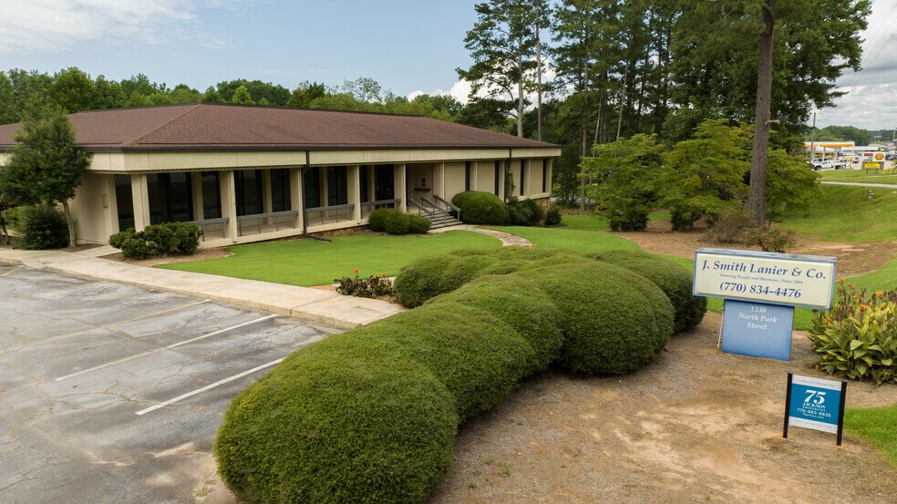 More Photos Of 1330 N Park St, Carrollton Medical For Sale