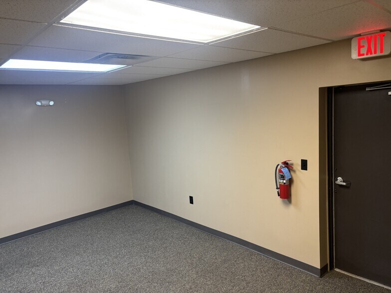 More Photos Of 763-765 W Poplar Ave, Collierville Freestanding For Sale