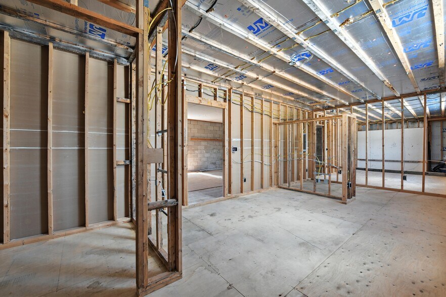 More Photos Of 2324 Vermillion St, Hastings Freestanding For Sale