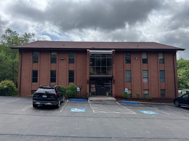 More Photos Of 100-111 McKnight Park Dr, Pittsburgh Office Residential For Sale