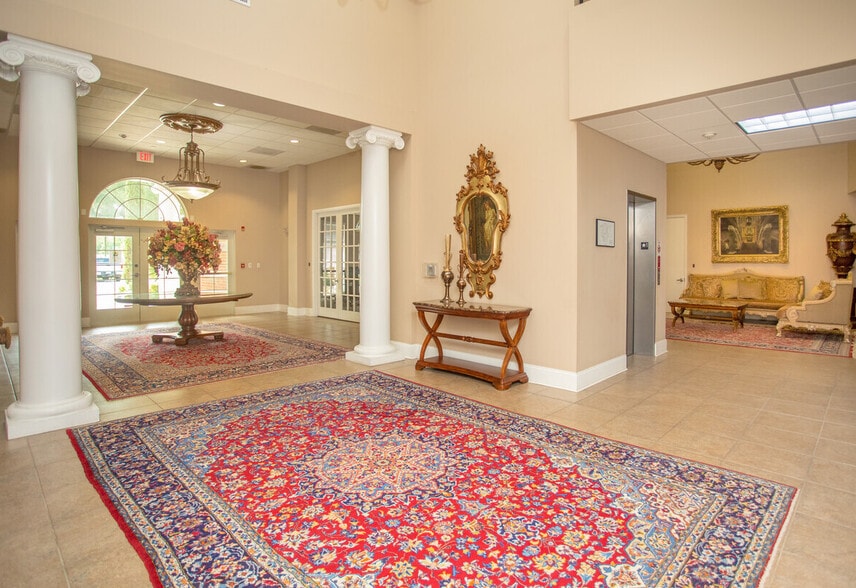 More Photos Of 4708 NW Capital Cir NW, Tallahassee Flex For Sale