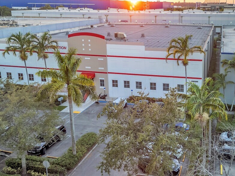 More Photos Of 2244 NW 114th Ave, Miami Warehouse For Sale