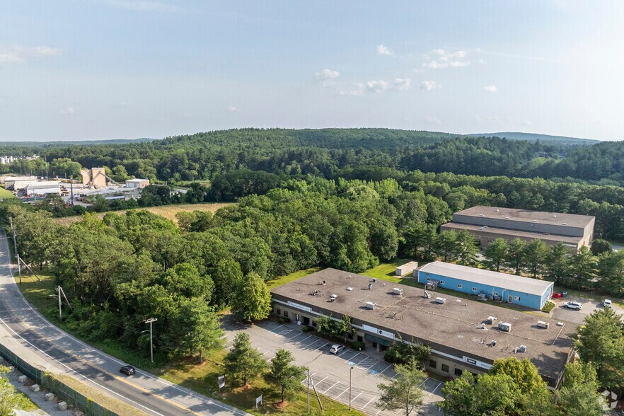 More Photos Of 160 Ayer Rd, Littleton Light Distribution For Lease