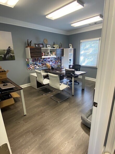 More Photos Of 5480 McGinnis Village Pl, Alpharetta Office For Sale