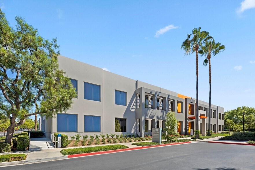 More Photos Of 7525 Irvine Center Dr, Irvine Unknown For Lease