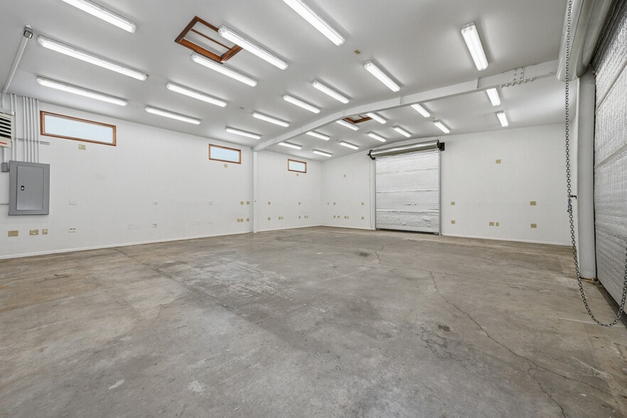 More Photos Of 1025 Idaho Maryland Rd, Grass Valley Warehouse For Lease