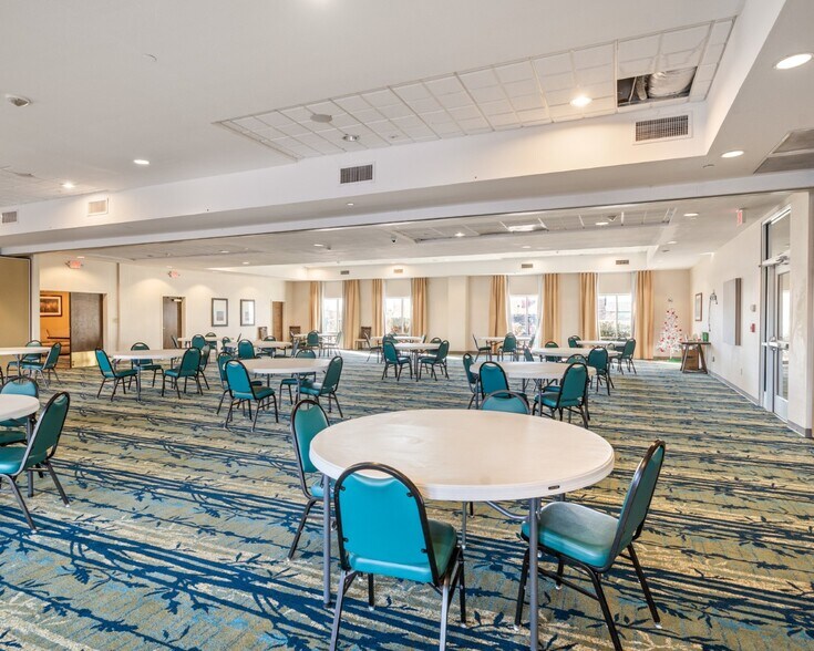 More Photos Of 1103 Hobbs Hwy, Seminole Hotel For Sale