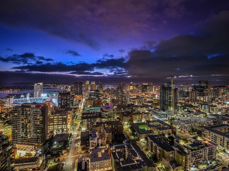 More Photos Of 1110 F St, San Diego Apartments For Lease