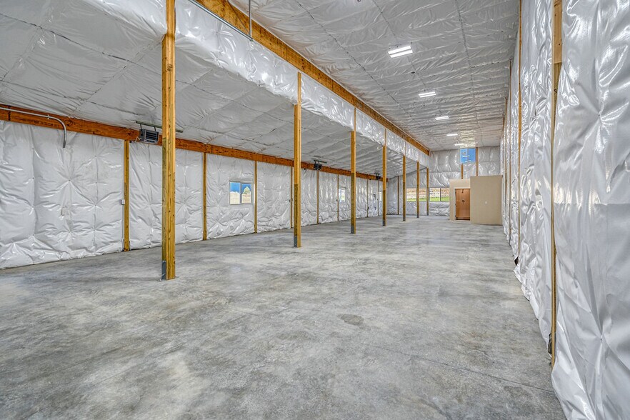 More Photos Of 176 Hill Rd, Bigfork Light Manufacturing For Sale