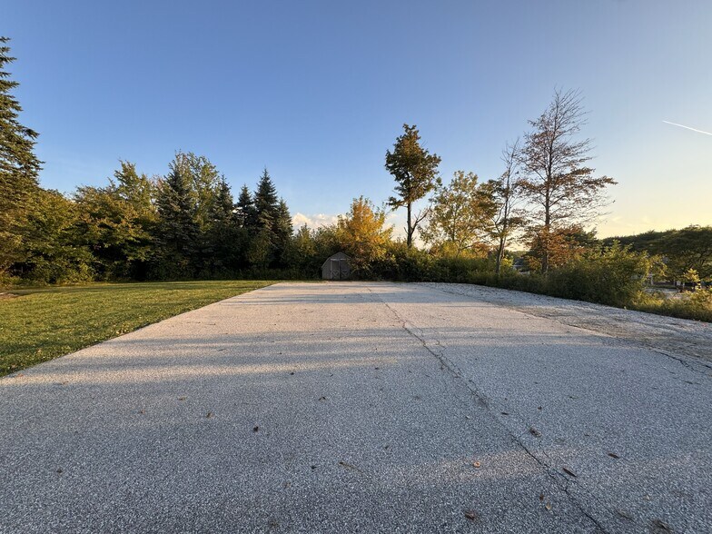 More Photos Of 672 E Royalton Rd, Broadview Heights Office For Sale