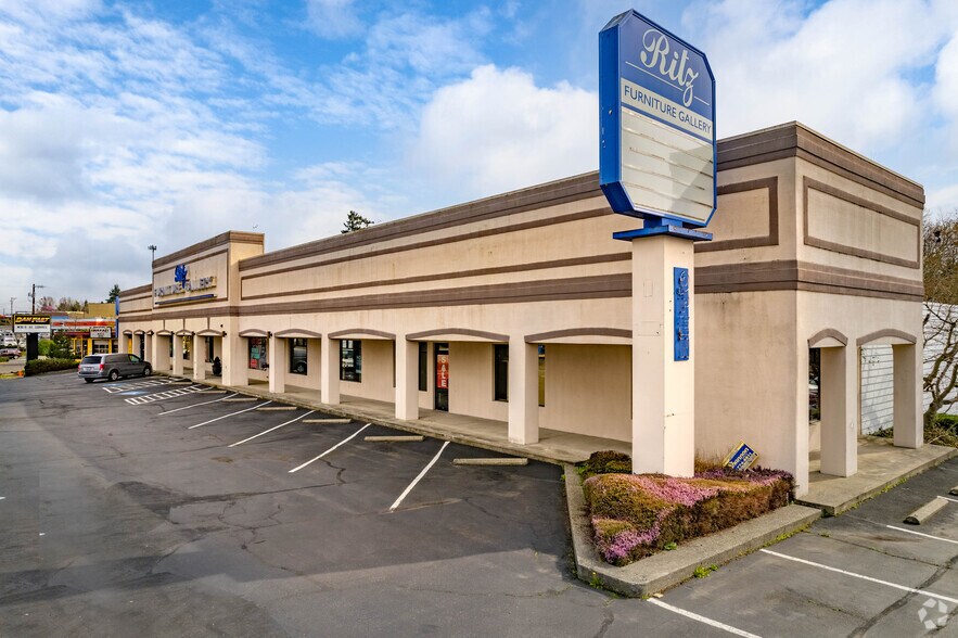 More Photos Of 20423 Highway 99, Lynnwood Freestanding For Sale