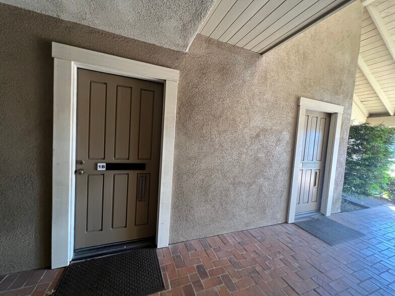 More Photos Of 141 Duesenberg Dr, Thousand Oaks Medical For Sale