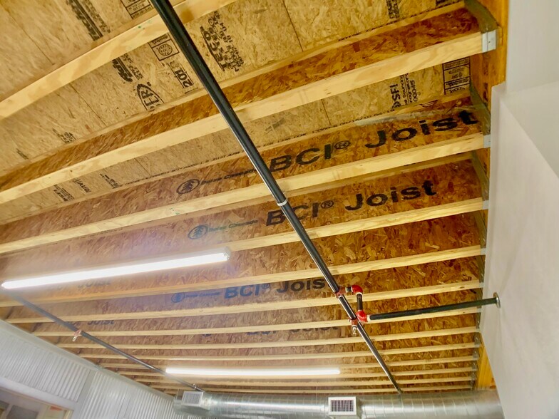 More Photos Of 612 Nogalitos St, San Antonio Flex For Sale