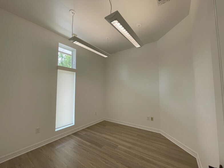 More Photos Of 109 Enterprise Pky, Boerne Loft Creative Space For Lease