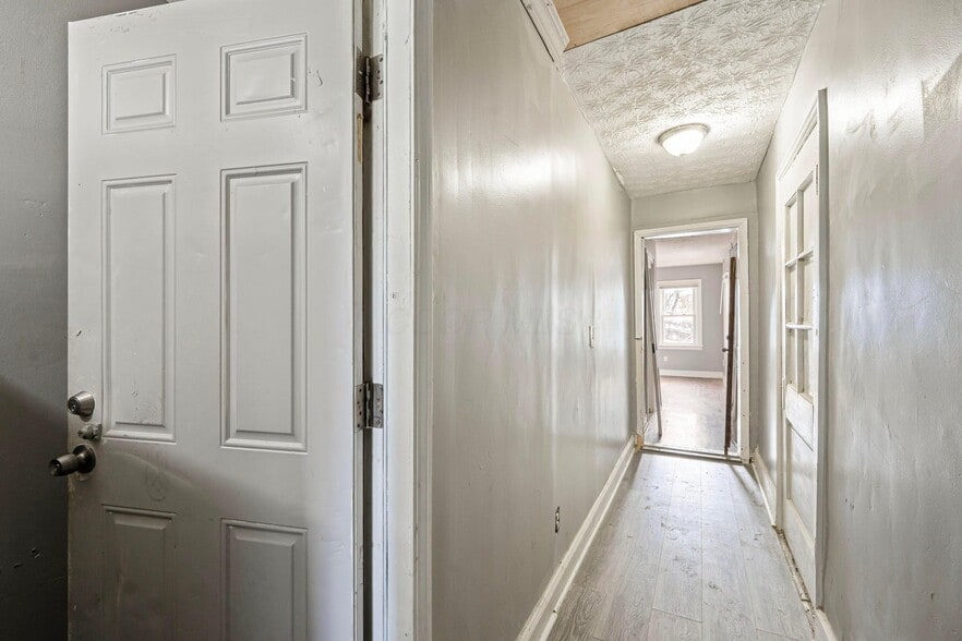 More Photos Of 1657 Sullivant Ave, Columbus Apartments For Sale