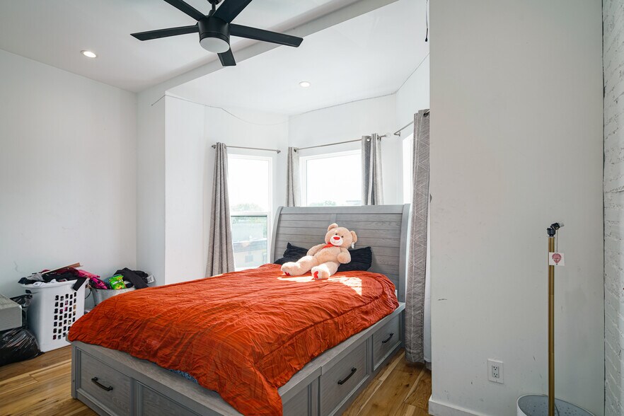 More Photos Of 1247 S 53rd St, Philadelphia Apartments For Sale