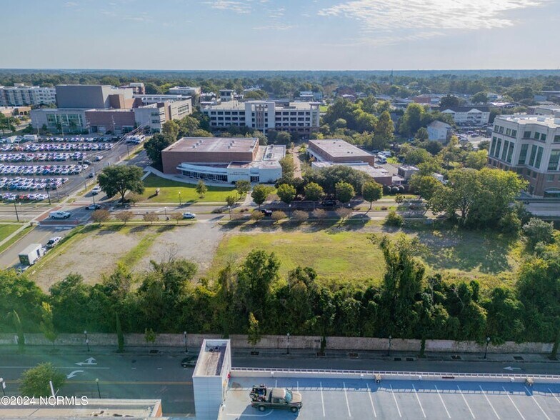 More Photos Of 615 N Front St, Wilmington Storefront Retail Office For Sale