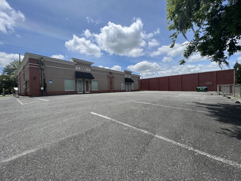 More Photos Of 18646 High Springs Main St, High Springs Freestanding For Lease